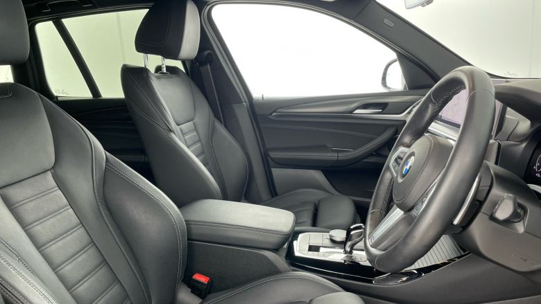 BMW X3 xDrive20i MHT M Sport 5dr Step Auto Petrol Estate